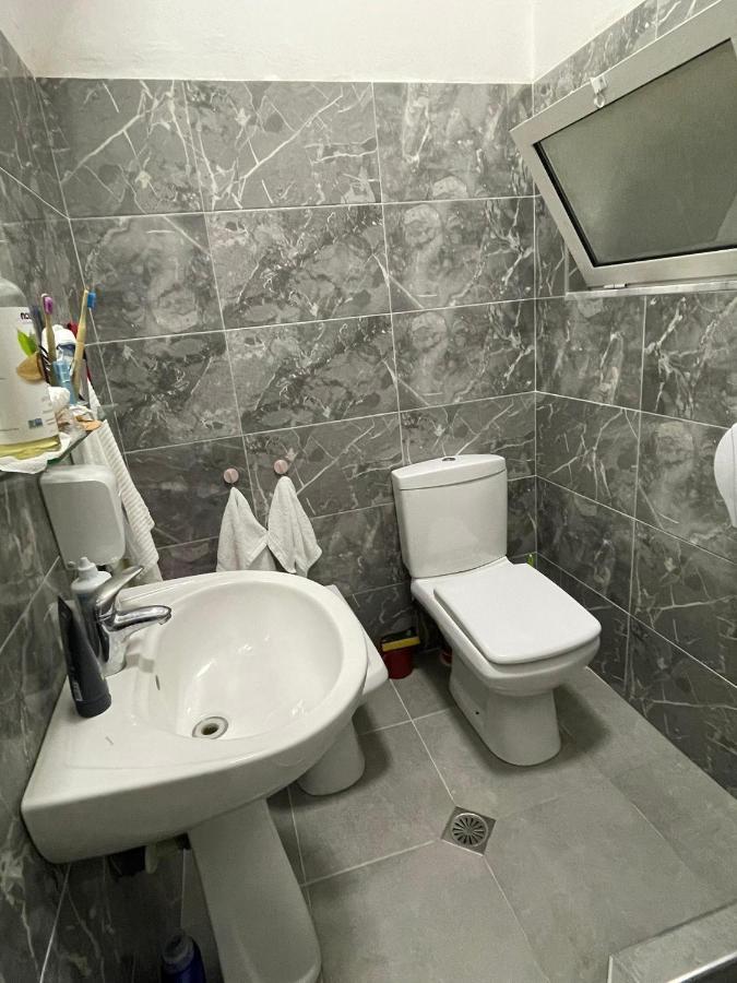 Apartament Gjergji Sarandë Exterior foto