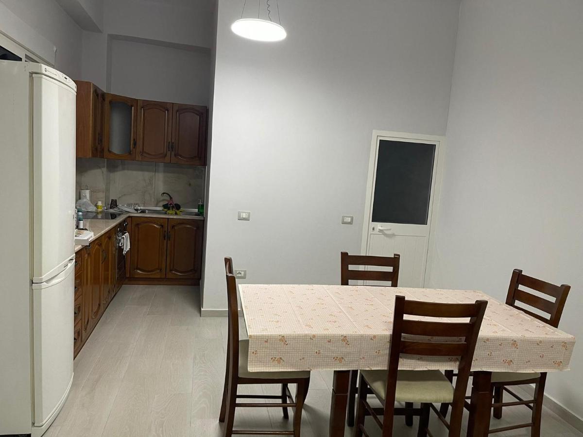 Apartament Gjergji Sarandë Exterior foto